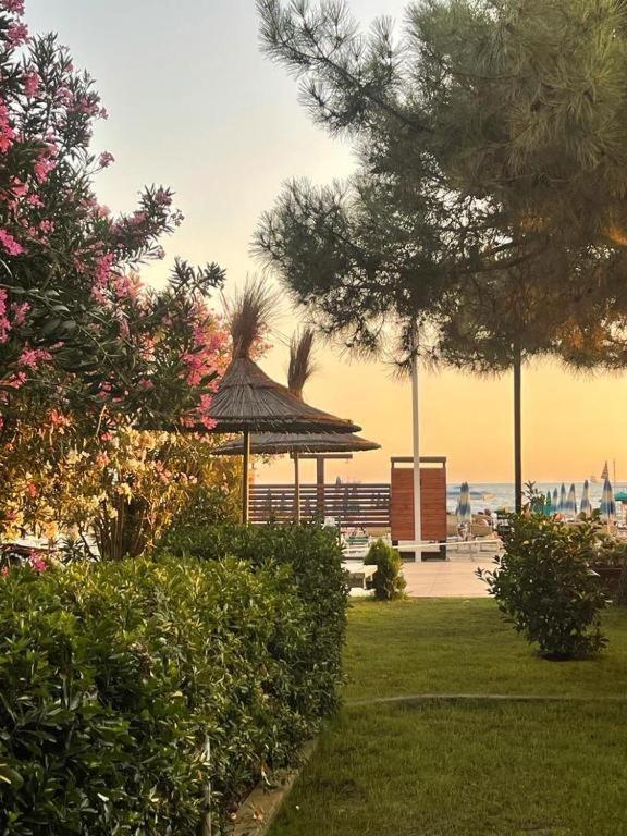 Rumar Hotel Dıraç Dış mekan fotoğraf
